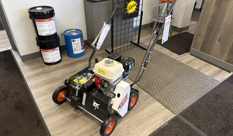 New Bobcat DT18 Dethatcher