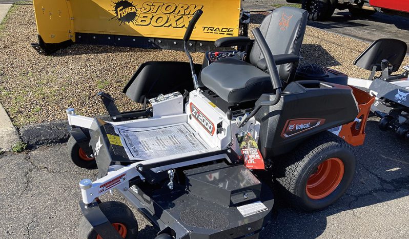 New Bobcat ZT2042 Zero-Turn Mower full