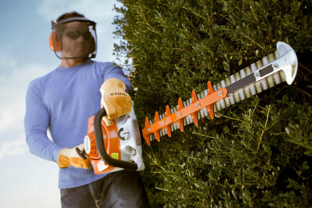 HS 56 Gasoline Hedge Trimmer - Image 3