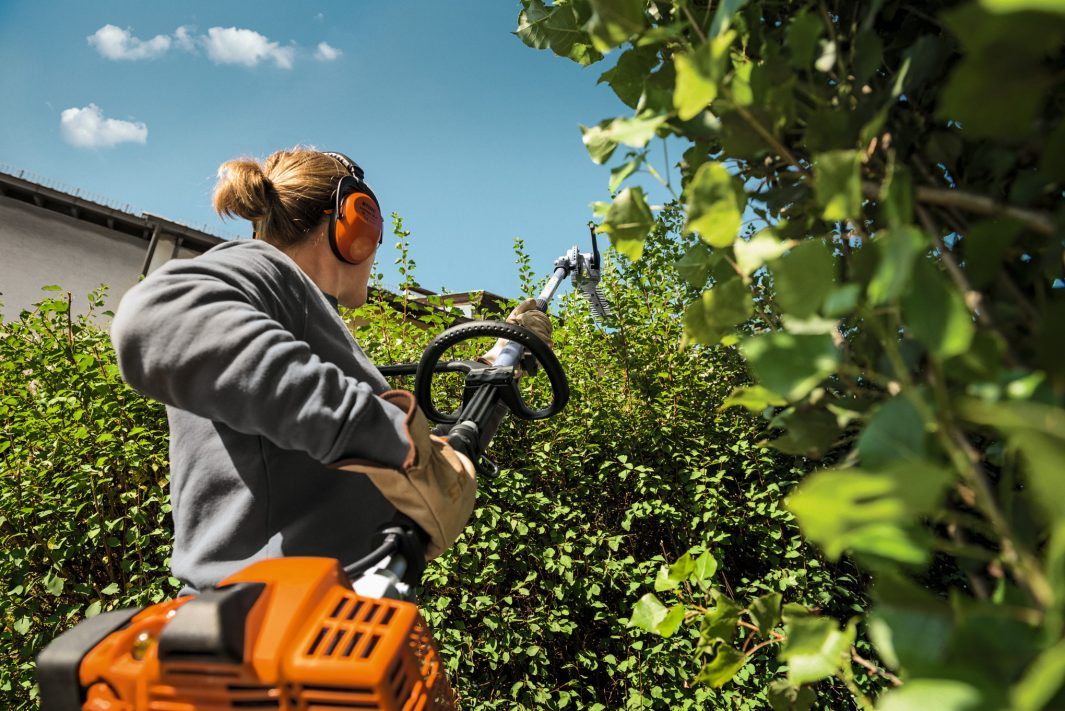HL-KM 145° Adjustable Hedge Trimmer - Image 3